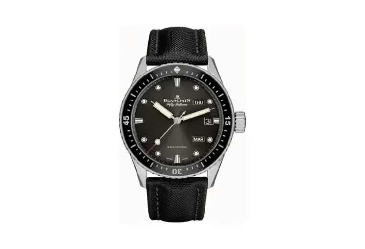 Blancpain Fifty Fathoms Bathyscaphe Quantième Annuel, Caliber 6054.P.4