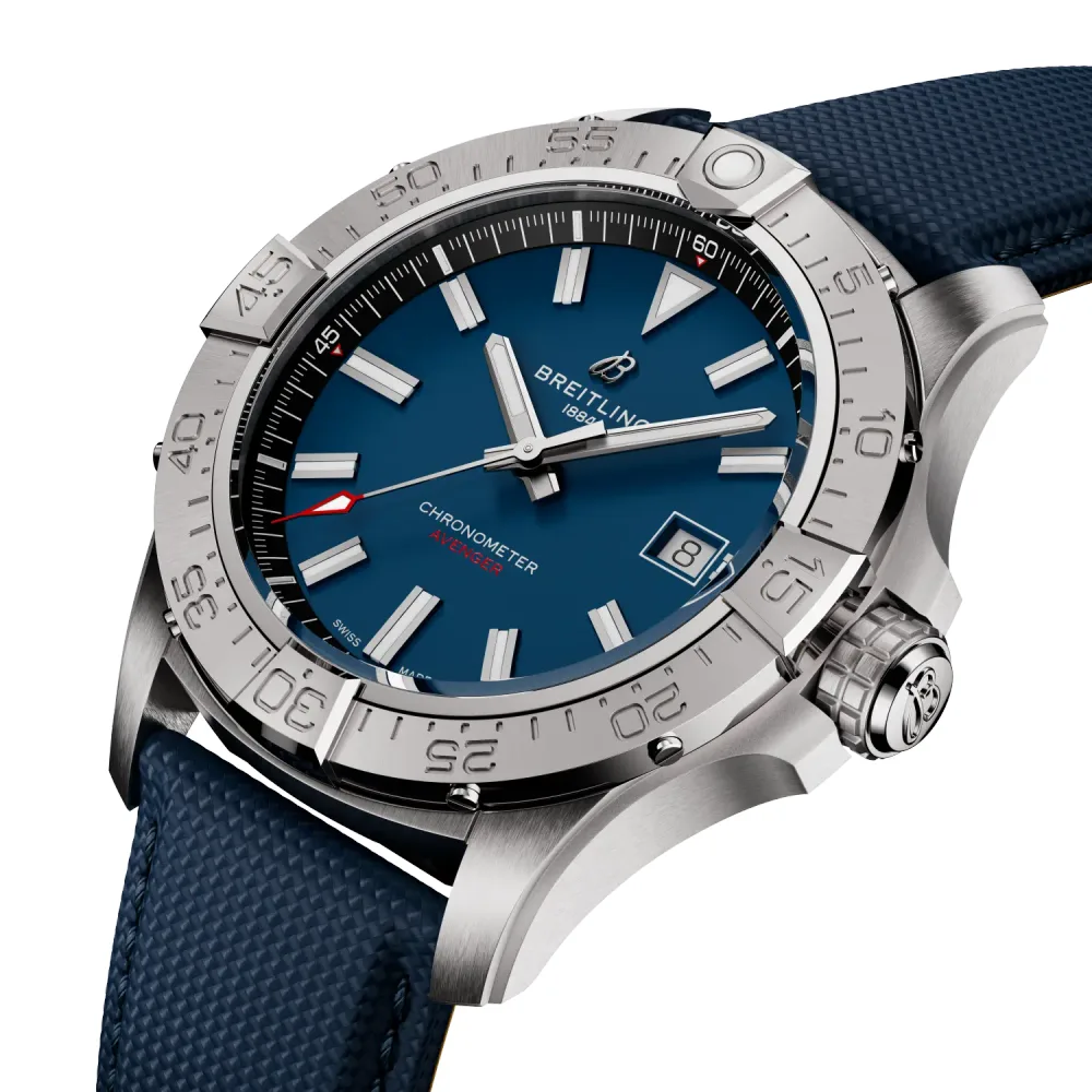 Breitling Avenger Automatic 42, Stainless steel · 42 mm · Blue