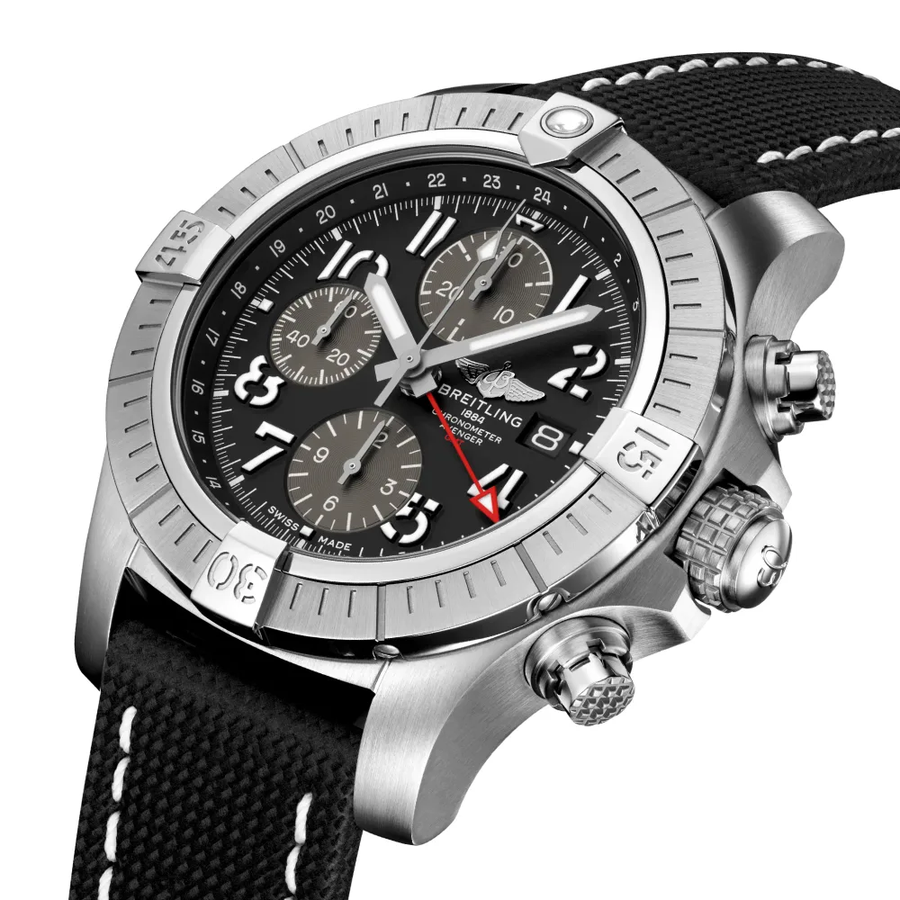 Breitling Avenger Chronograph GMT 45, Stainless steel · 45 mm · Black