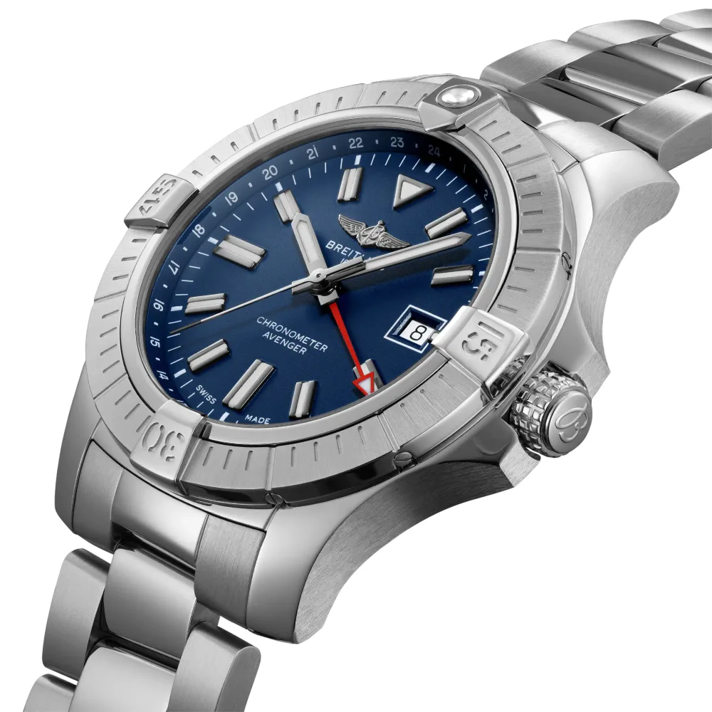 Breitling Avenger Automatic GMT 45