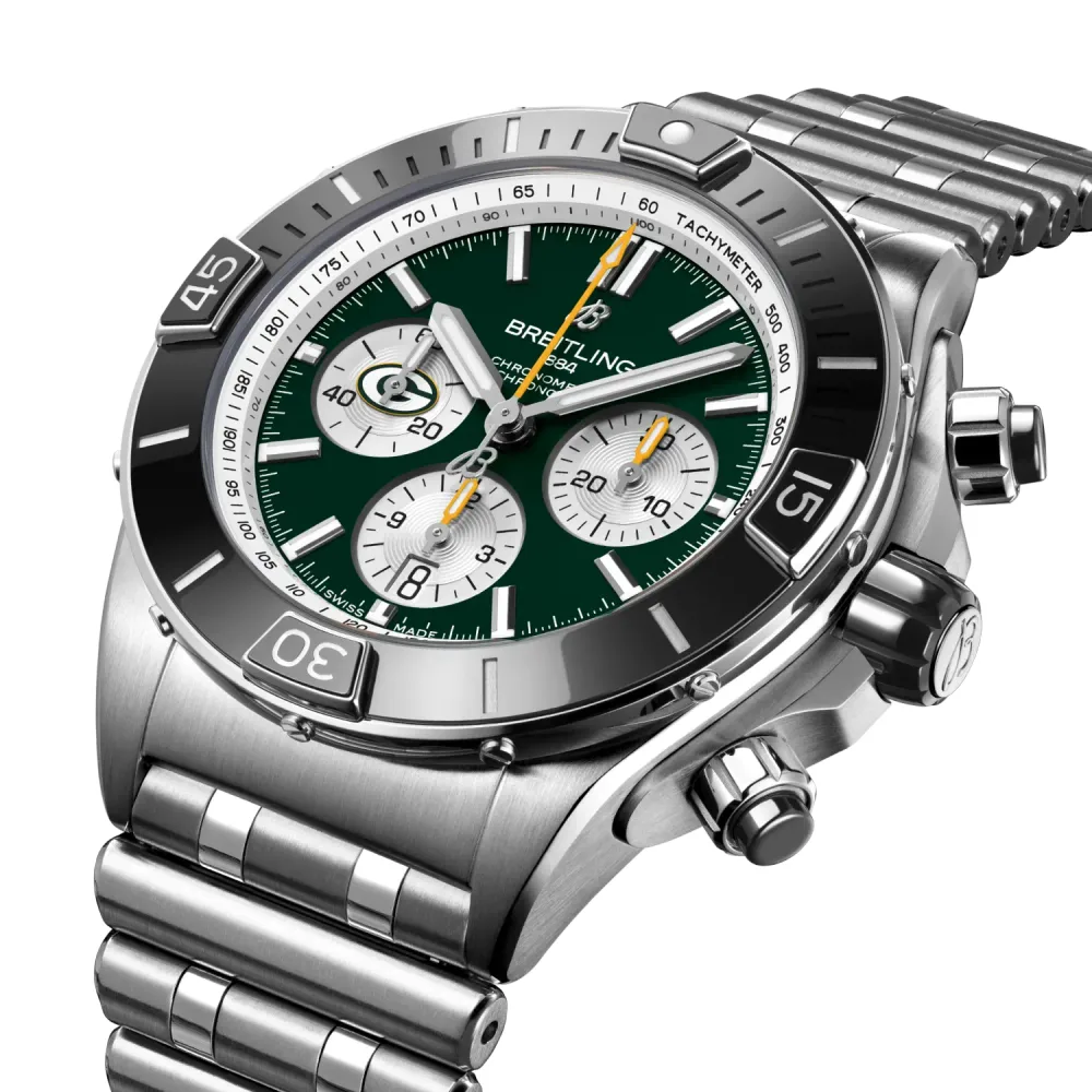 Breitling Super Chronomat B01 Chronograph 44 NFL Green Bay Packers, Stainless steel · 44 mm · Green