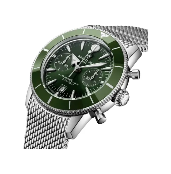 Breitling Superocean Heritage B01 Chronograph 42, Stainless steel · 42 mm · Green