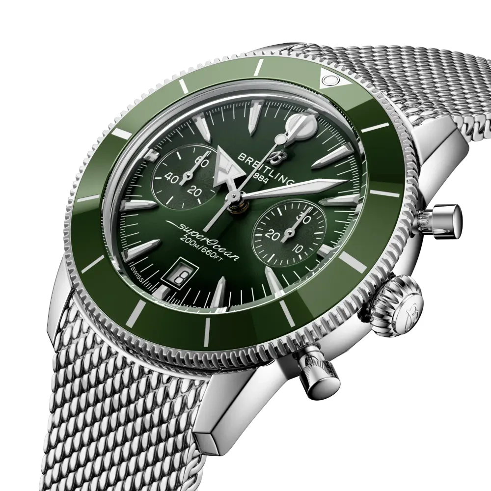Breitling Superocean Heritage B01 Chronograph 42, Stainless steel · 42 mm · Green