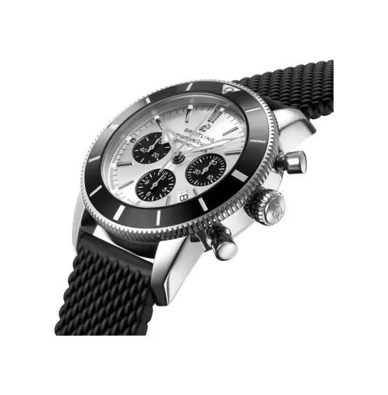 Breitling Superocean Heritage B01 Chronograph 44, Stainless steel · 44 mm · Silver