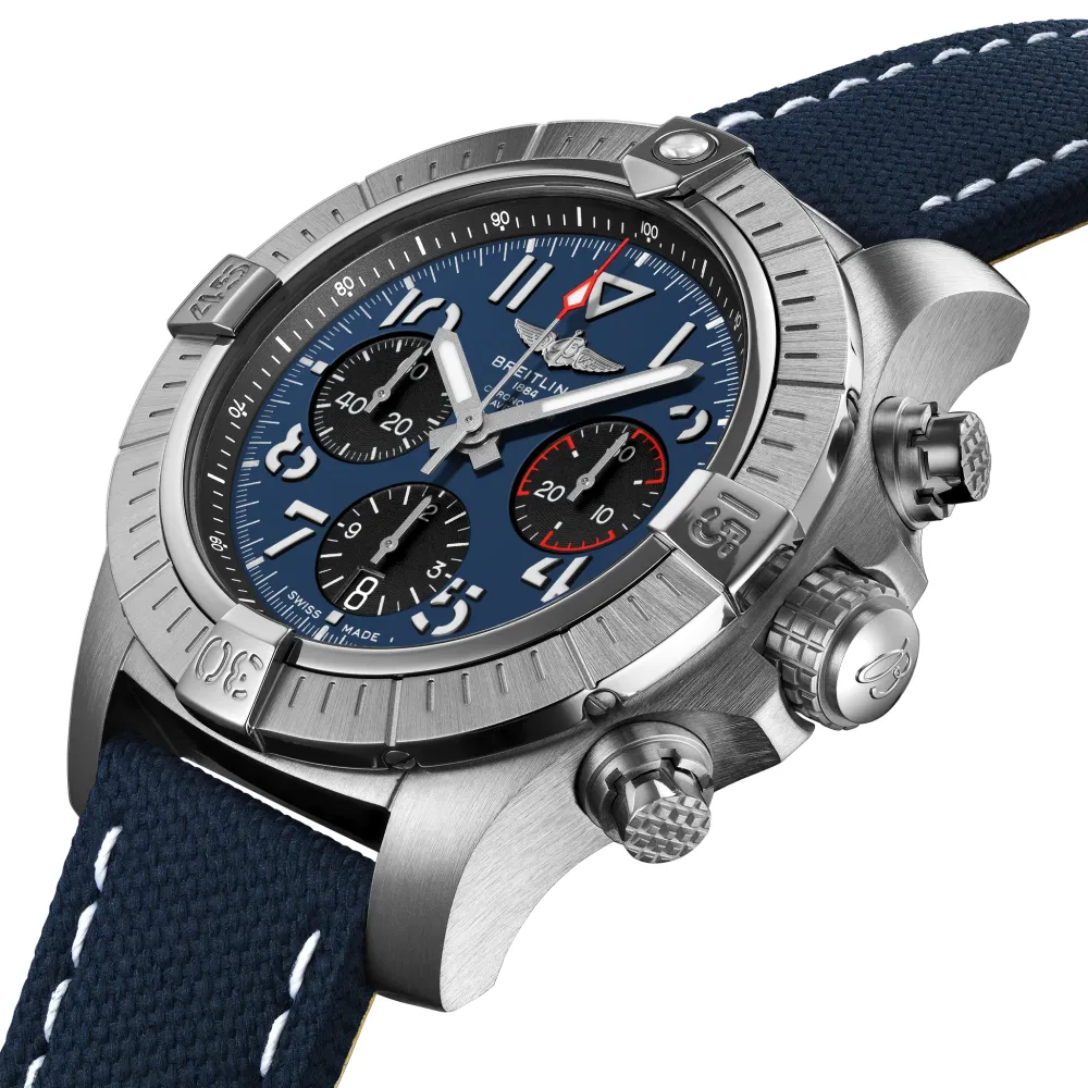Breitling Avenger B01 Chronograph 45, Stainless steel · 45 mm · Blue