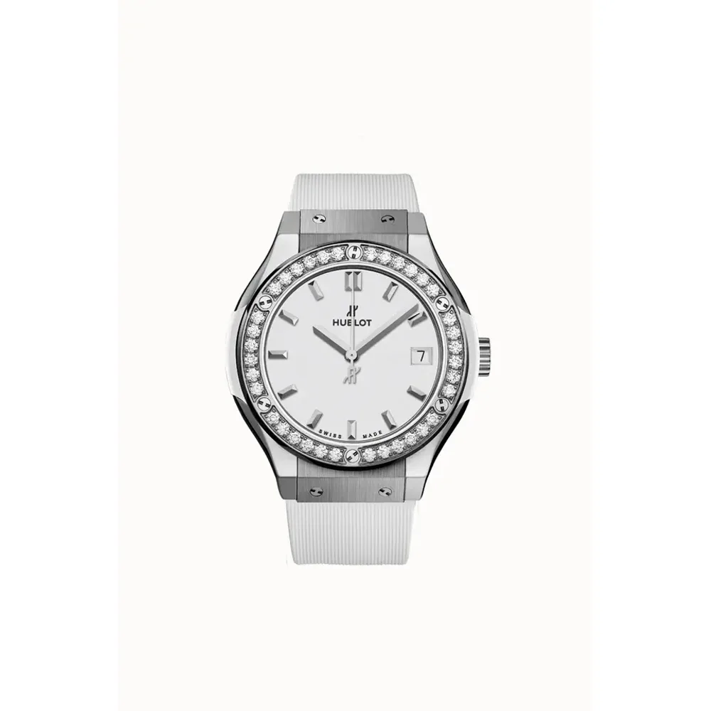 Hublot Classic Fusion Titanium White Diamonds 33 mm