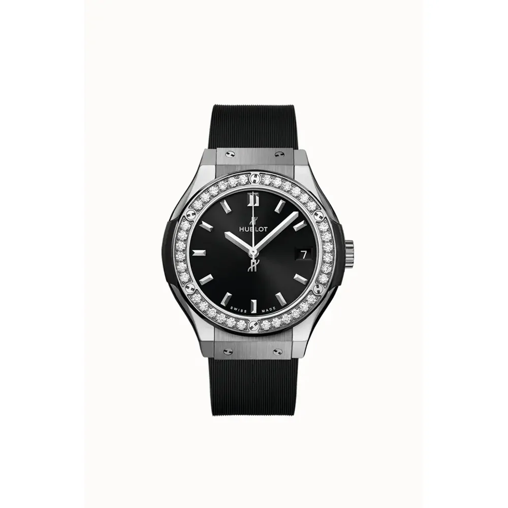 Hublot Classic Fusion Titanium Diamonds 33 mm