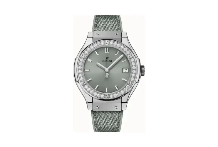 Hublot Classic Fusion Titanium Sage Green Diamonds 33 mm