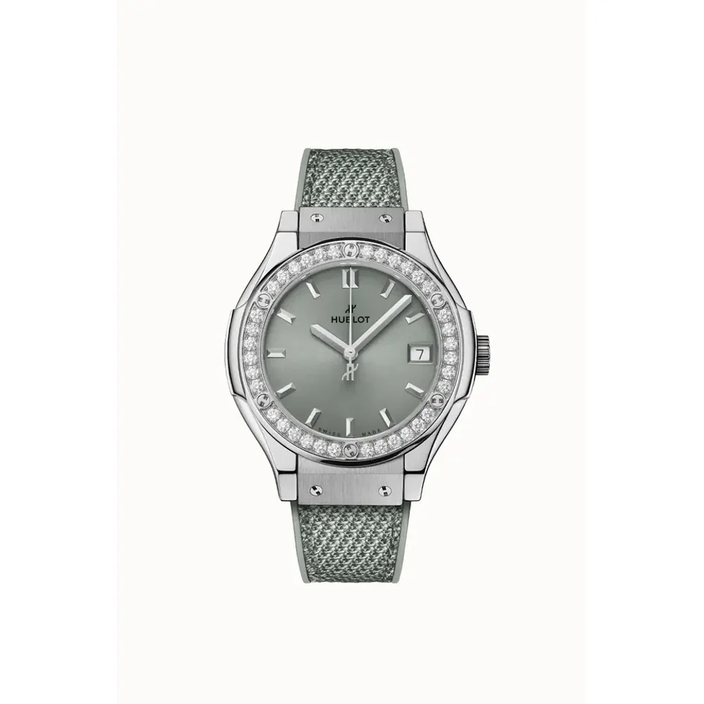 Hublot Classic Fusion Titanium Sage Green Diamonds 33 mm