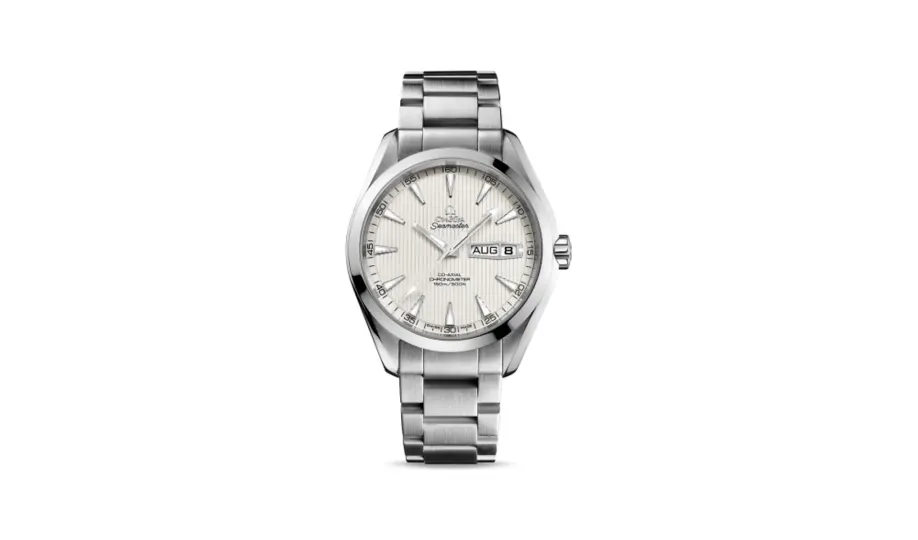 Omega Seamaster Aqua Terra 150m Co-Axial 43 Annual Calendar Stainless Steel / Silver / Bracelet