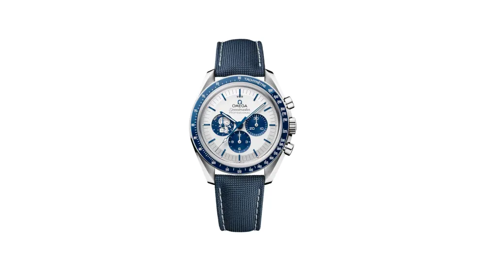 Omega Speedmaster "Silver Snoopy Award" 42 mm, steel on coated nylon fabric strap
