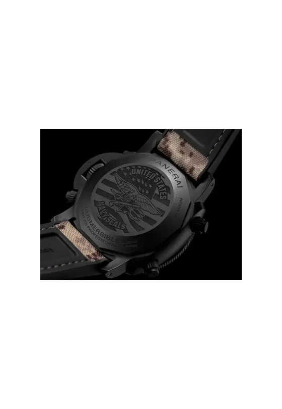 Panerai Submersible Chrono Navy SEALs Titanio