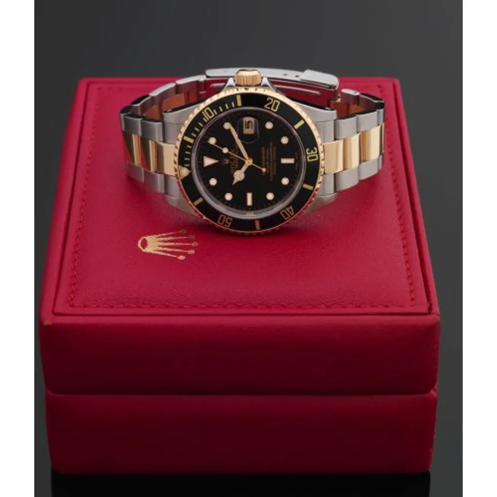 Rolex Submariner Date Black Superluminova