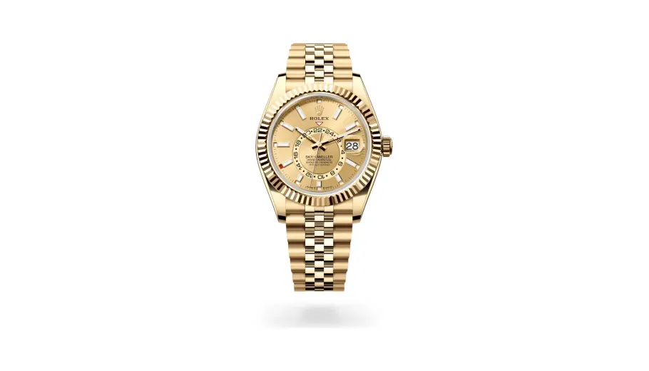 Rolex Oyster Perpetual Sky-Dweller, 42 mm, 18 kt yellow gold, 18 kt yellow gold, Champagne-colour dial
